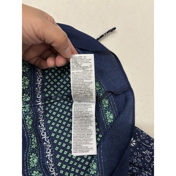 Gap Mix Print Pintuck Long Sleeve Tops Size Large Paisley Navy & Green Flowy - Picture 10 of 12